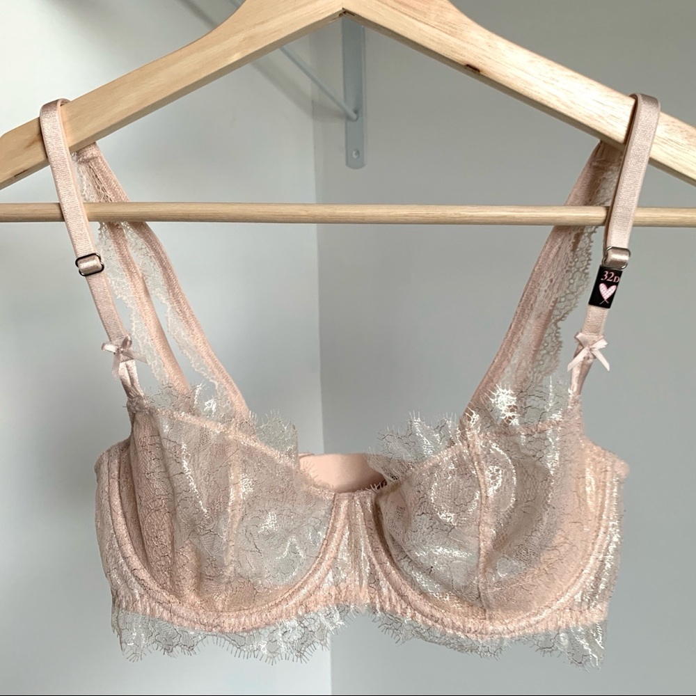 VS  Victoria's Secret • 32D • Shimmer Lace Balconette Bra Light Blush Pink